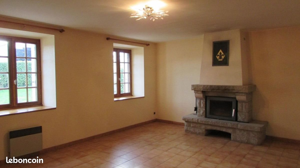 Maison à louer, 98m², Louargat