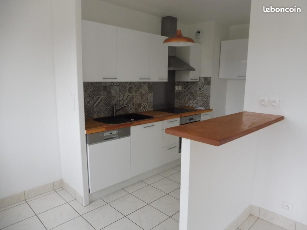 Appartement à louer, 43m², Lannion
