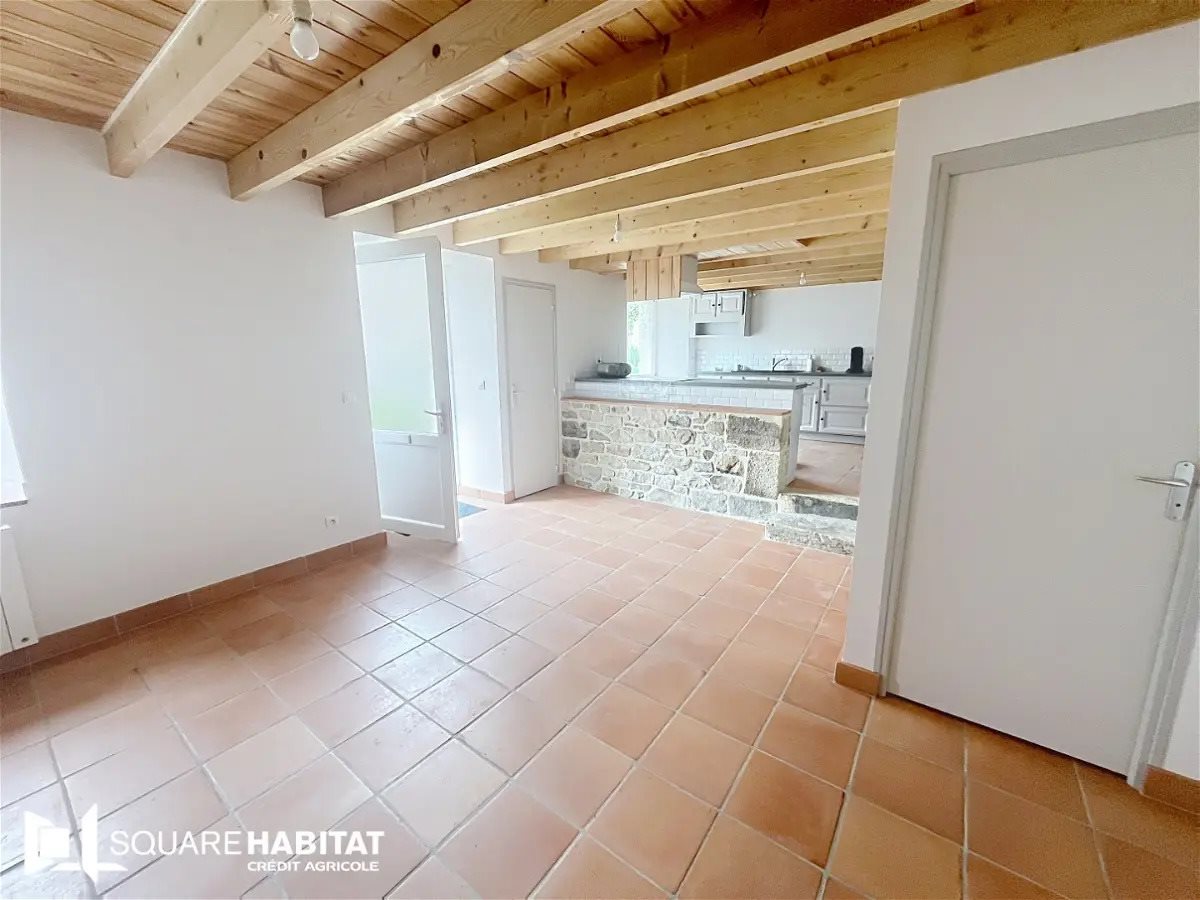 Maison à louer, 75m², Plounévez-Moëdec