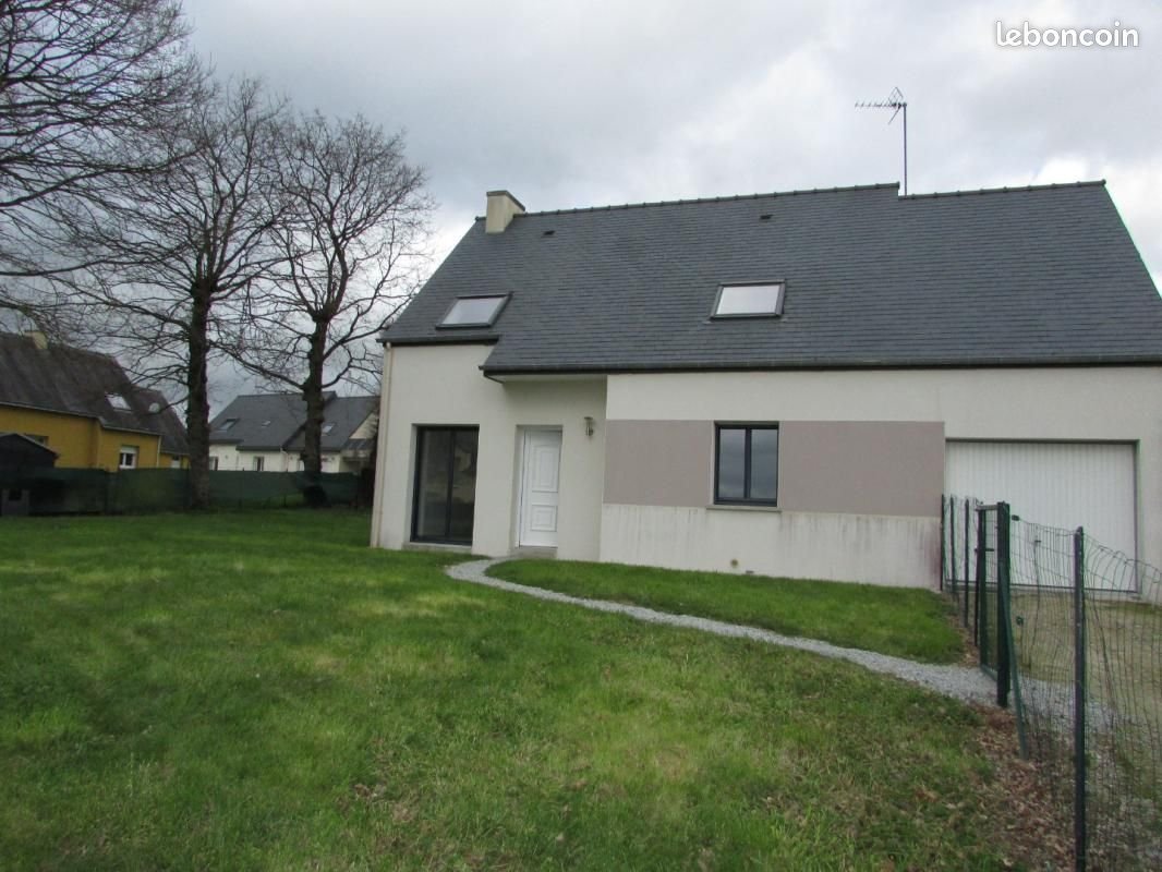 Maison à louer, 93m², Campénéac