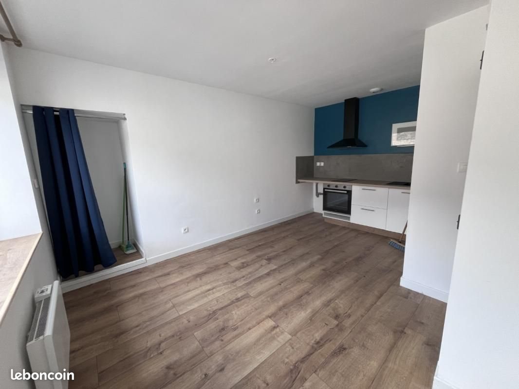 Appartement à louer, 30m², Bégard