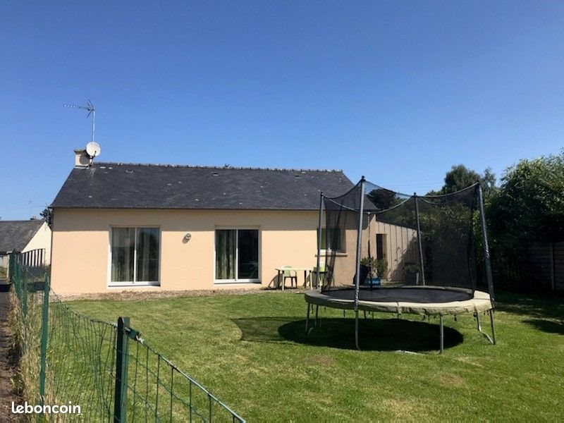 Maison à louer, 74m², Bégard