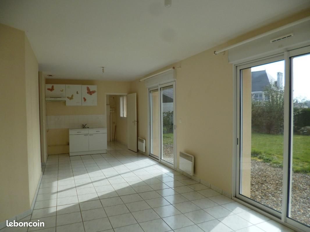 Maison à louer, 74m², Bégard
