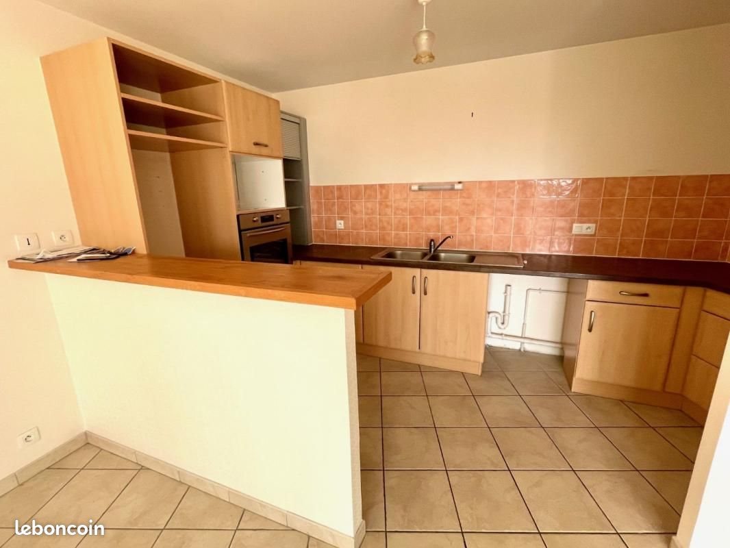 Appartement à louer, 68m², Plérin