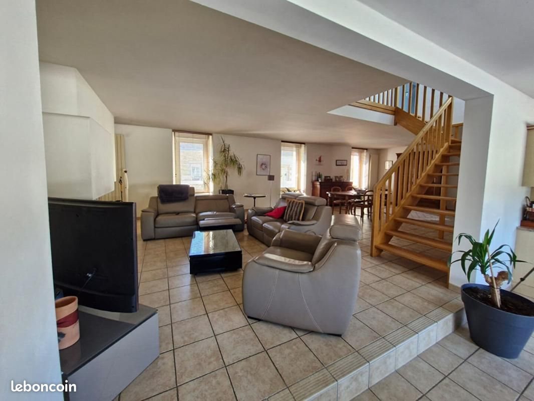 Appartement à vendre, 174m², Belz