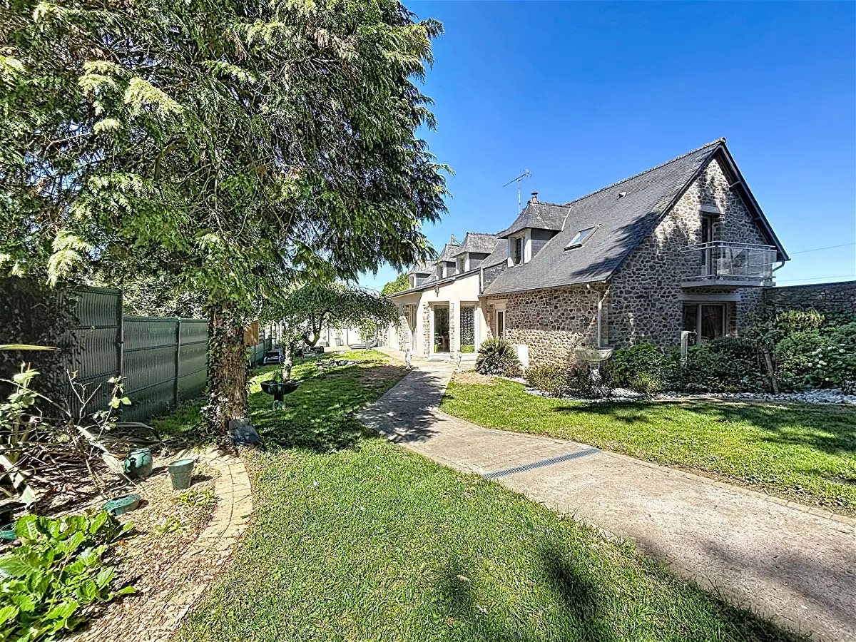 Maison à vendre, 204m², Erbrée