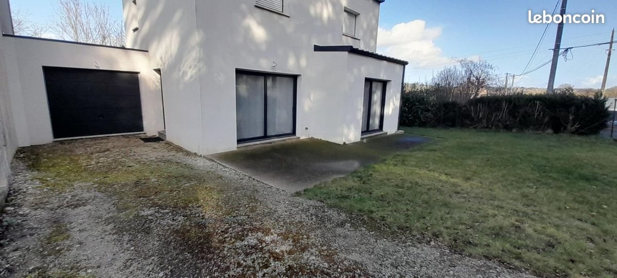 Maison à louer, 100m², Néant-sur-Yvel