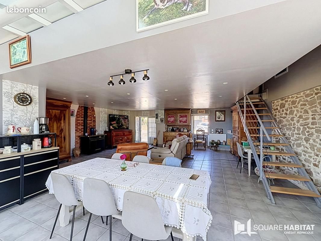 Maison à vendre, 170m², Caro
