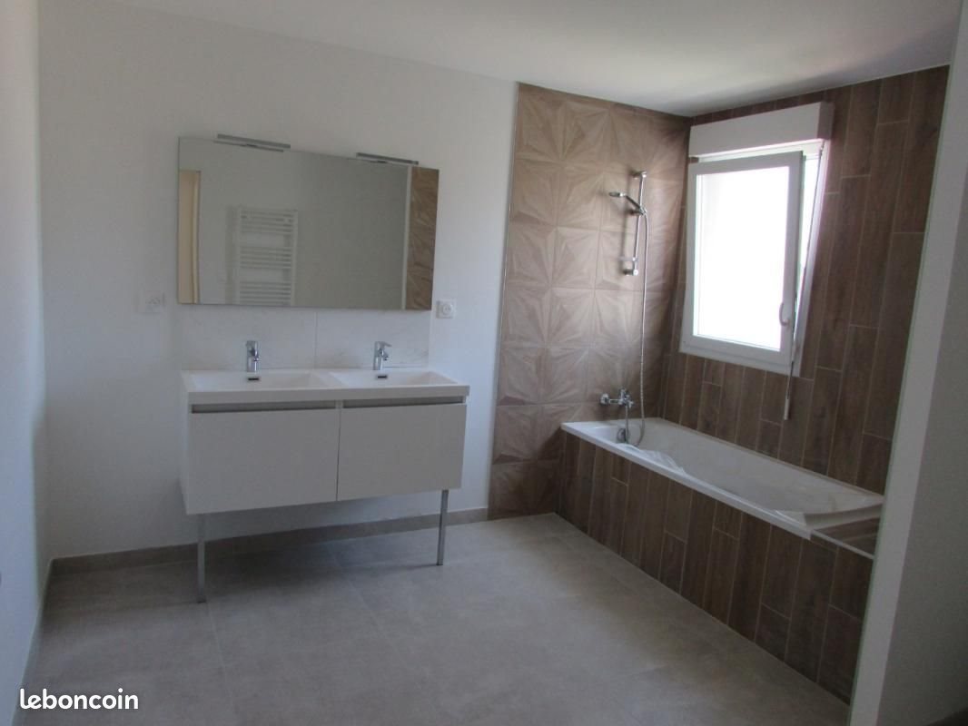Maison à louer, 115m², Ploërmel