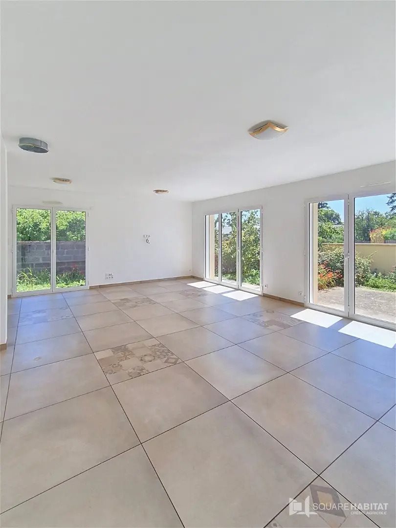 Maison à louer, 197m², Ploërmel