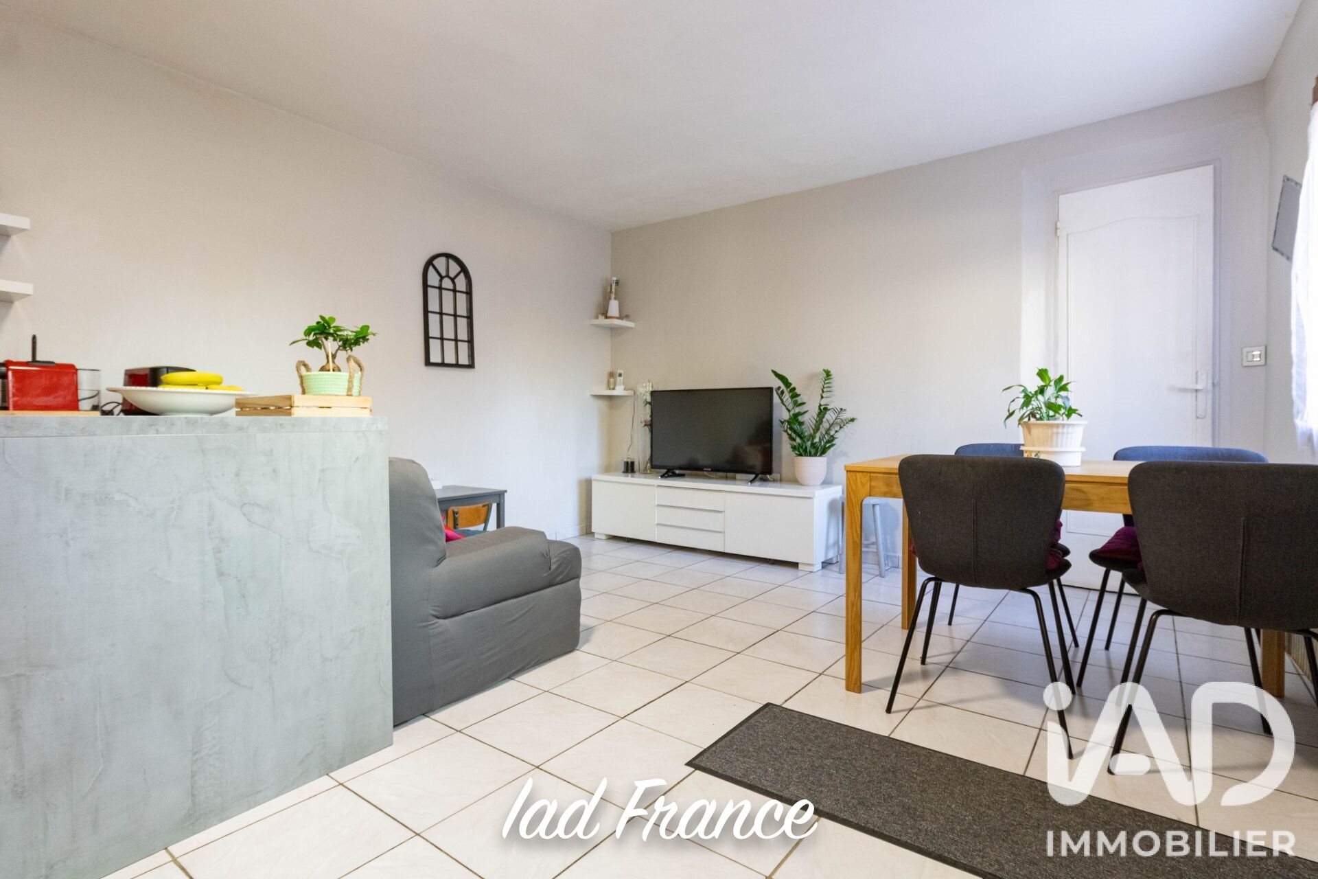 Maison à vendre, 106m², Nézel