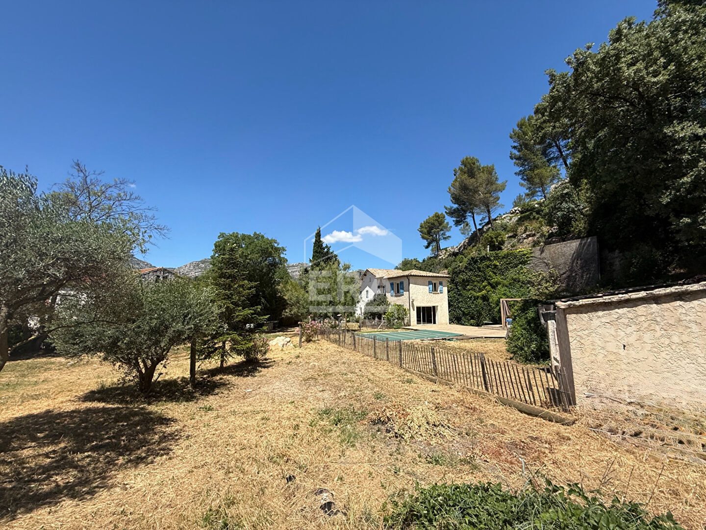 Maison à vendre, 196m², Roquevaire