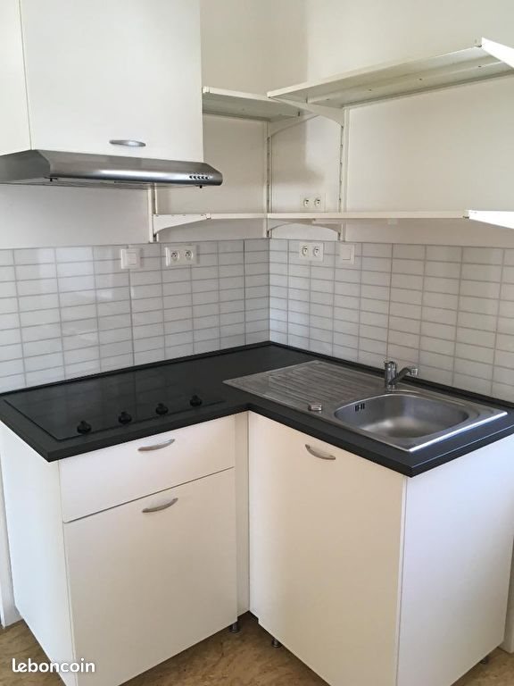 Appartement à louer, 28m², Concarneau