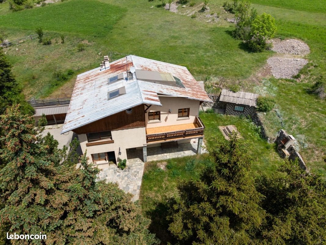 Maison à vendre, 267m², Saint-Chaffrey
