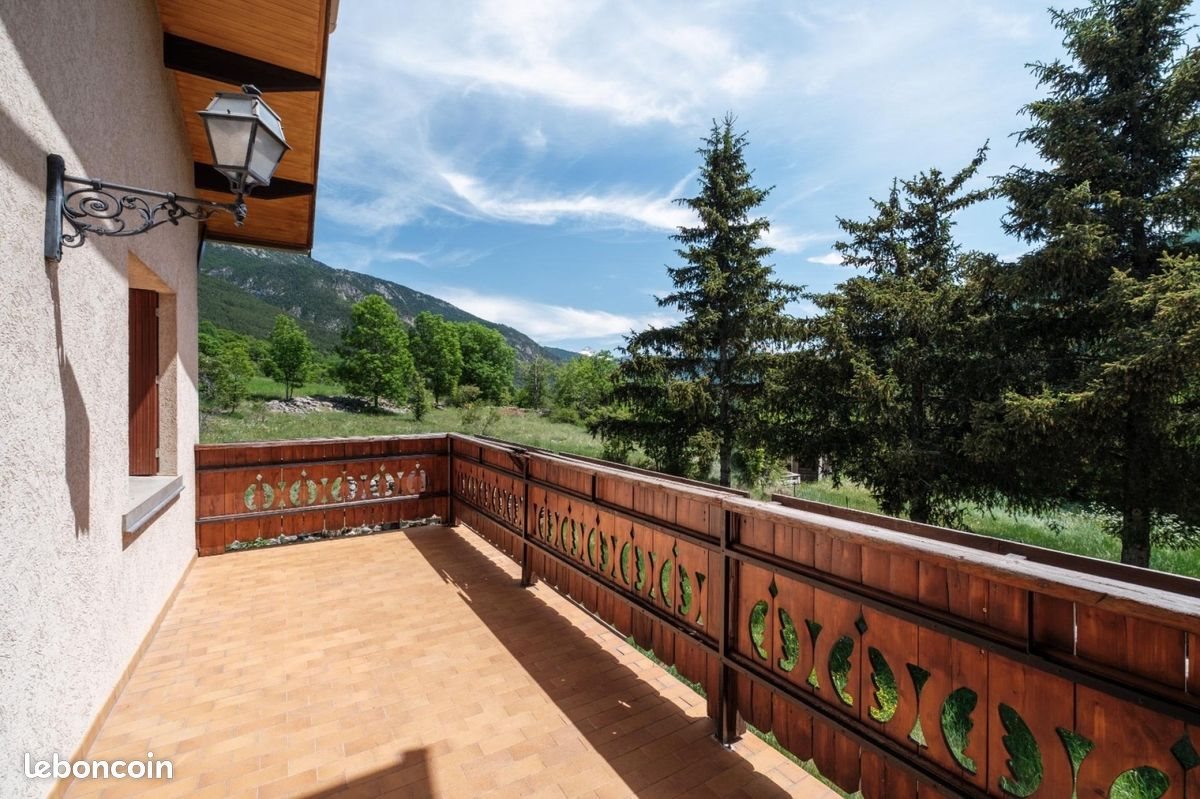 Maison à vendre, 267m², Saint-Chaffrey