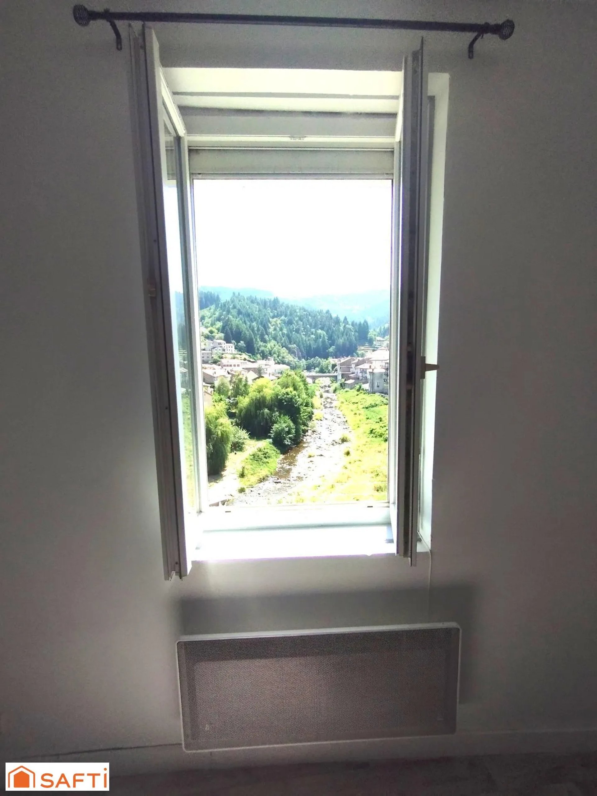 Appartement à vendre, 68m², Le Cheylard