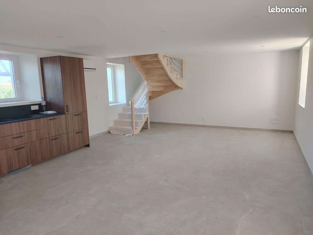 Maison à louer, 114m², Plouguerneau