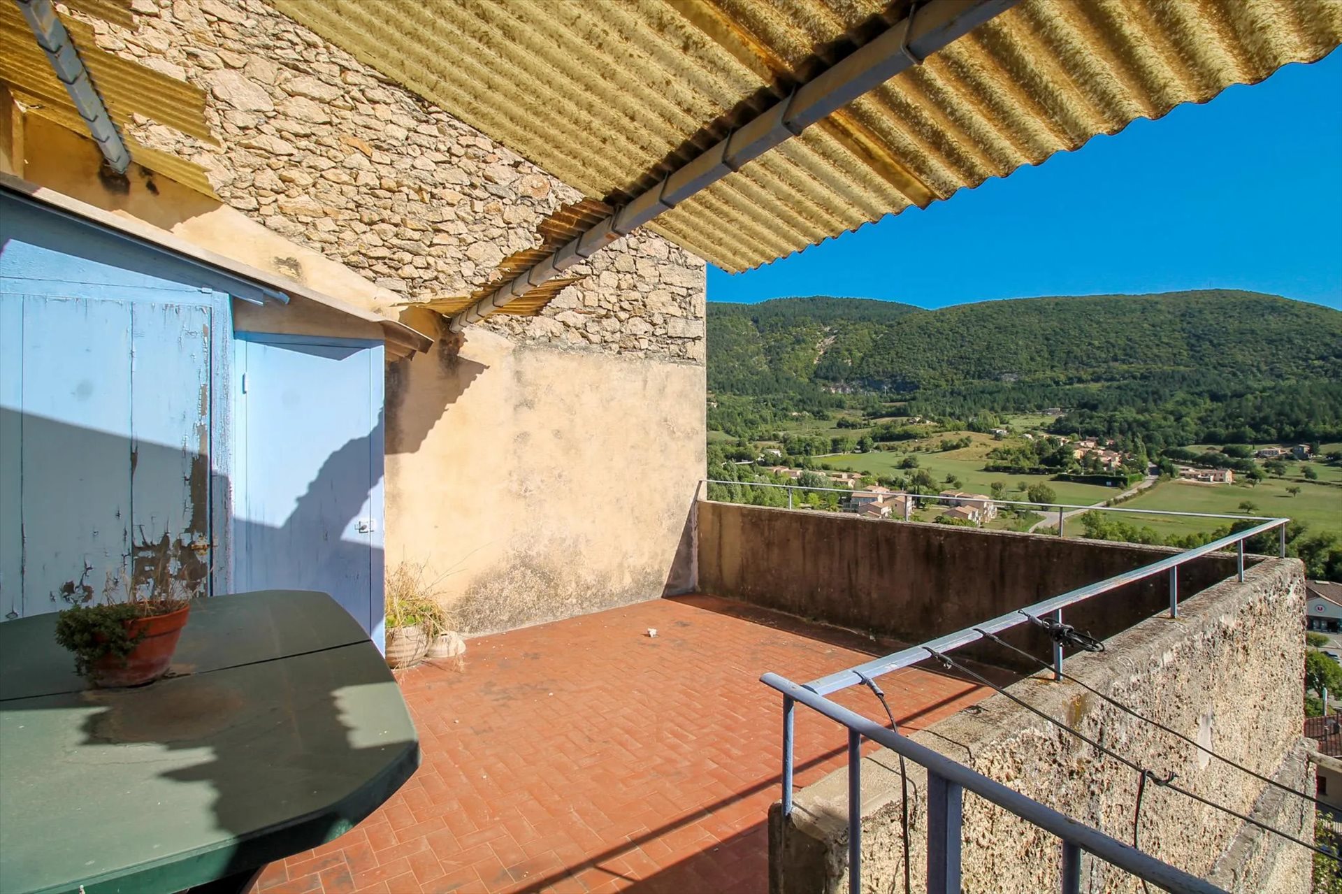 Maison à vendre, 90m², Montbrun-les-Bains