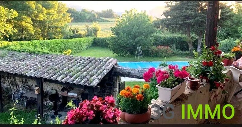 Maison à vendre, 280m², Saint-Vincent-de-Barrès