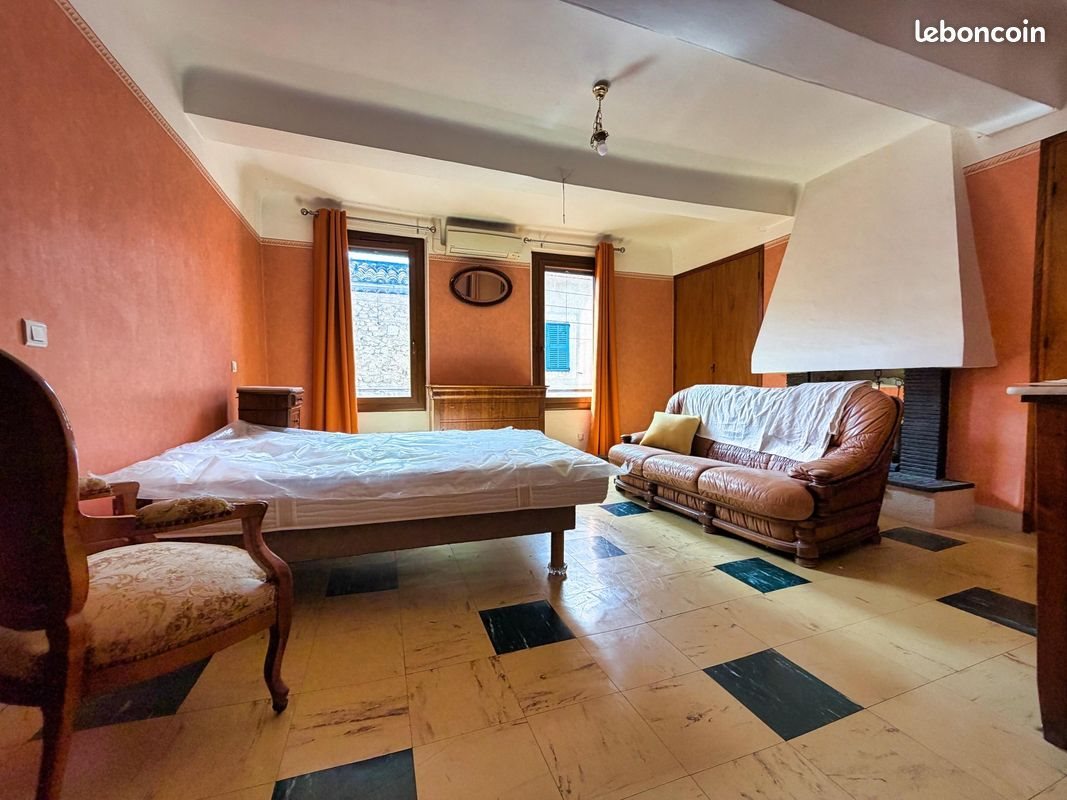 Maison à vendre, 186m², Correns