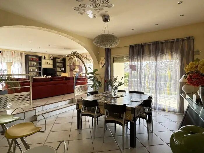Maison à vendre, 184m², Egletons