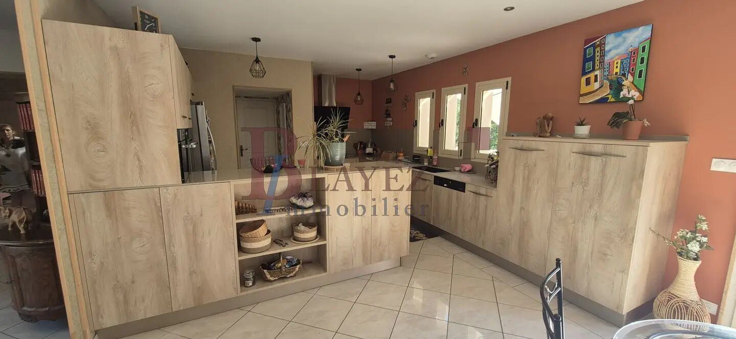 Maison à vendre, 200m², Saint-Viance