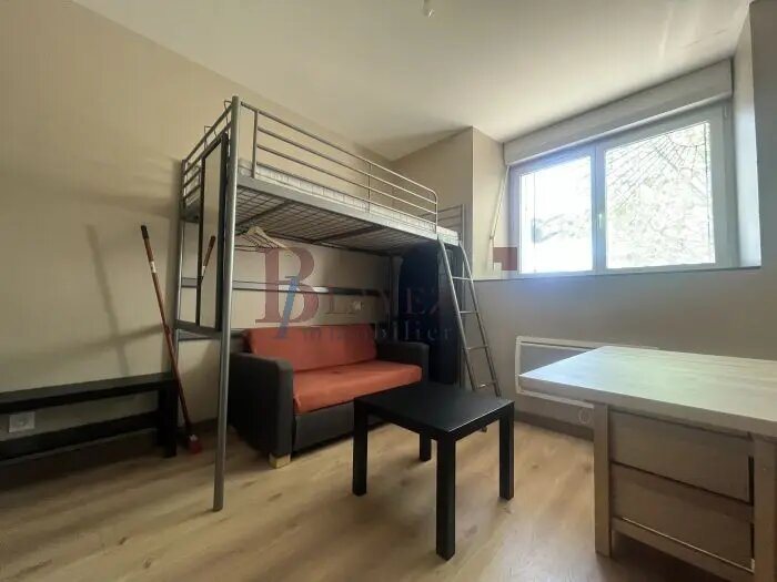 Appartement à louer, 13m², Égletons