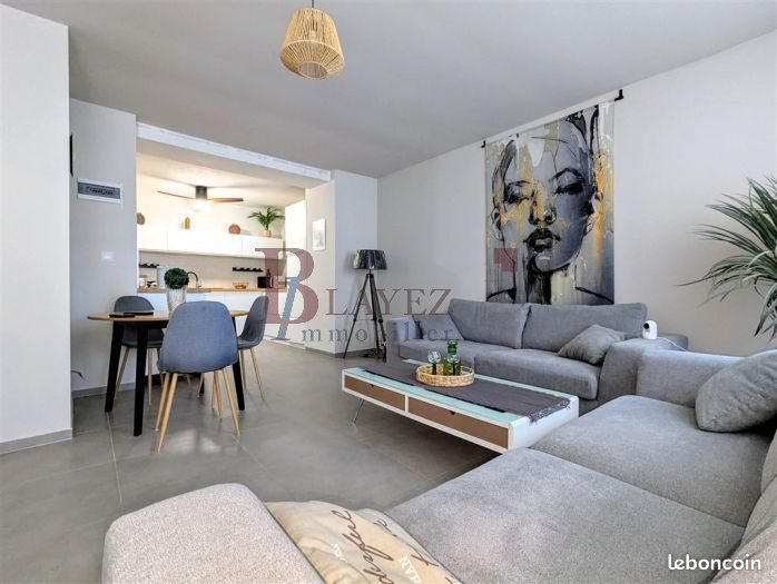 Maison à vendre, 146m², Bourg-Lastic