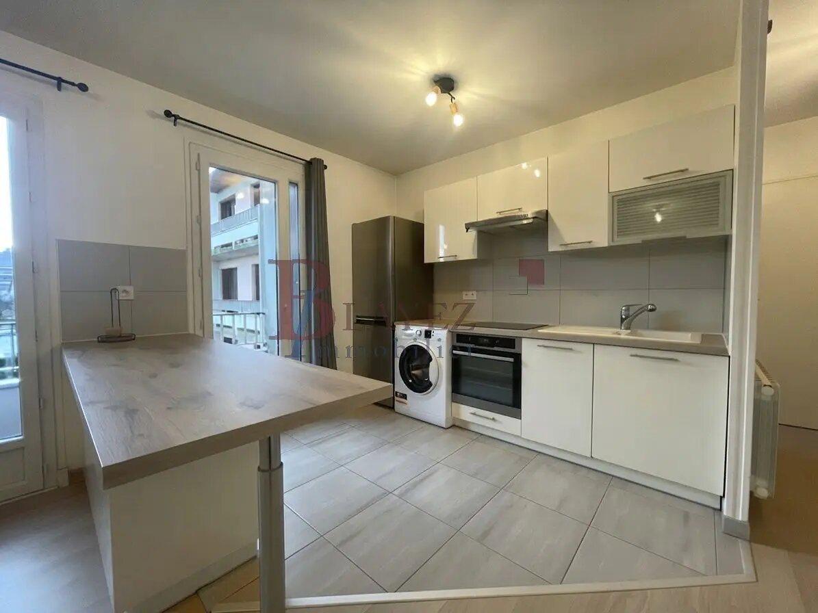 Appartement à louer, 45m², Brive-la-Gaillarde
