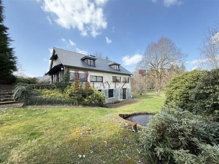 Maison à vendre, 232m², Saint-Exupéry-les-Roches
