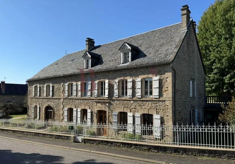 Maison à vendre, 306m², Marcillac-la-Croisille