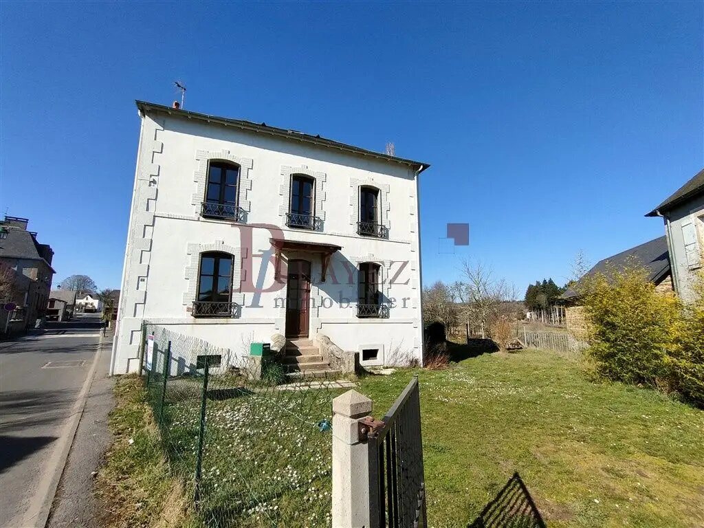 Maison à vendre, 86m², Sornac