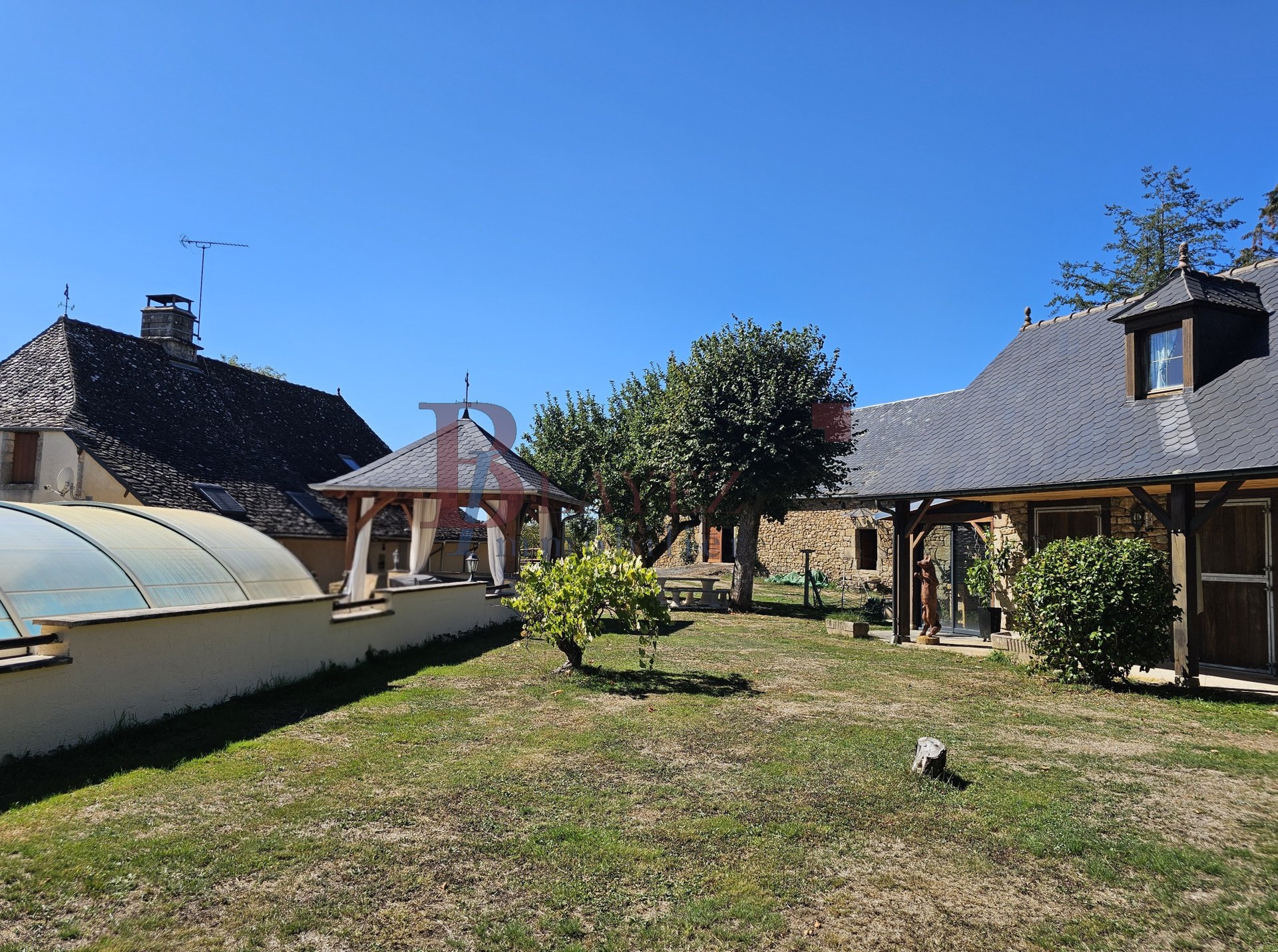 Maison à vendre, 217m², Marcillac-la-Croisille