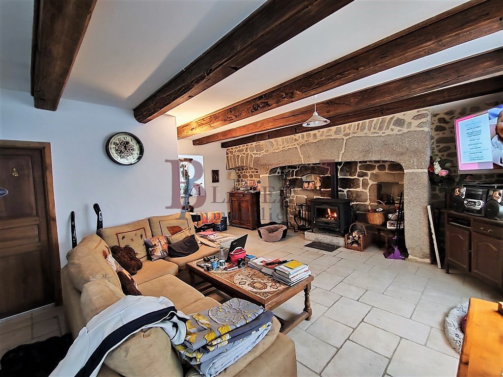 Maison à vendre, 118m², Saint-Merd-la-Breuille