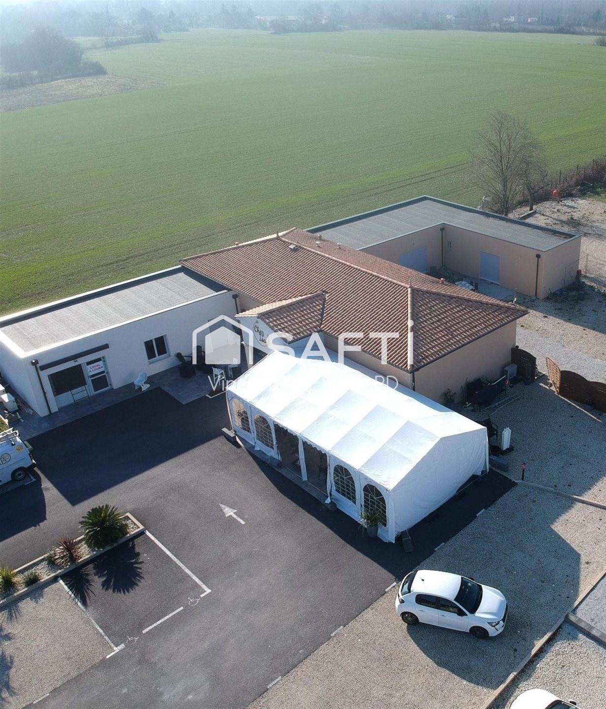 Maison à vendre, 340m², Mansle