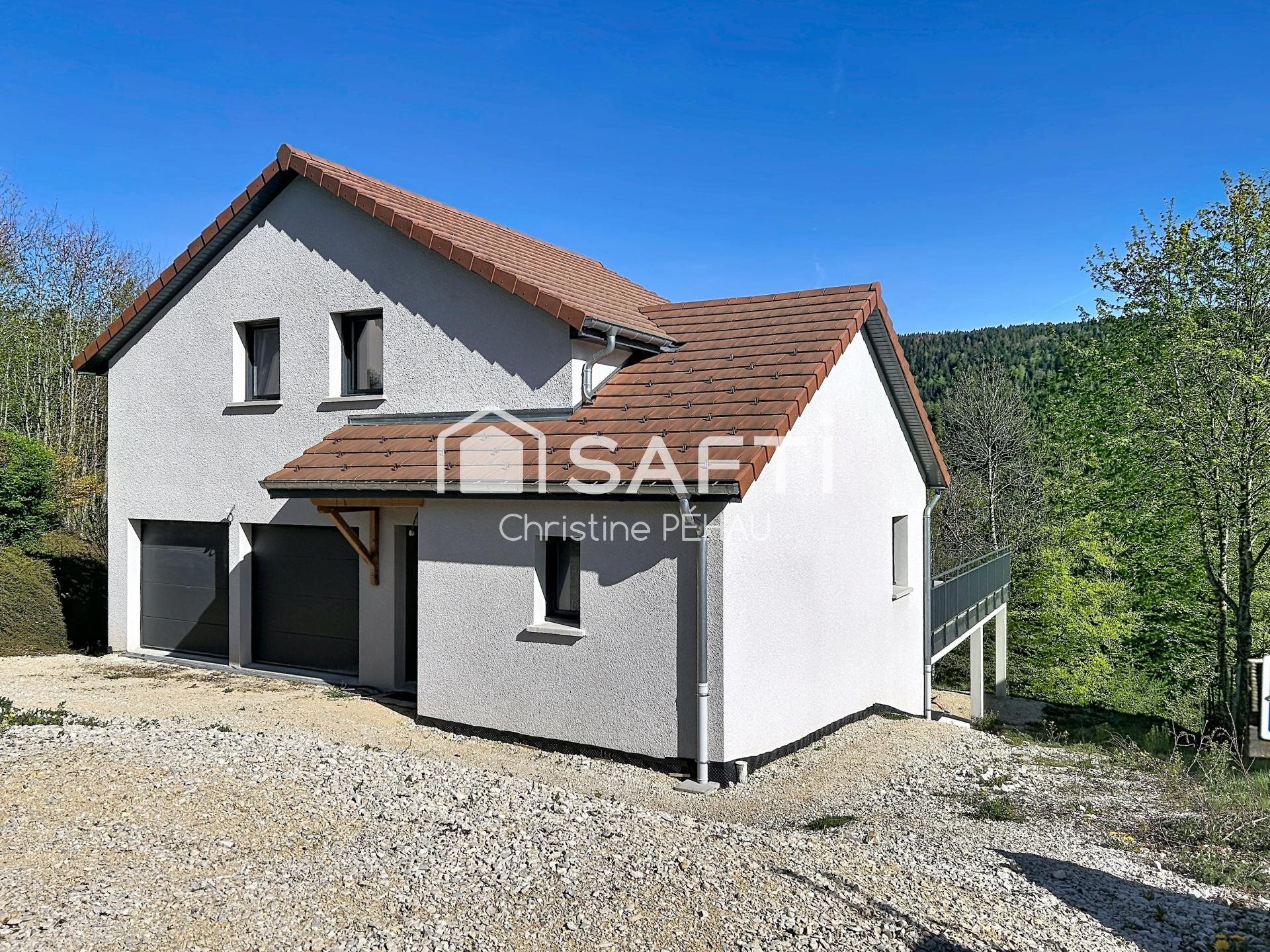 Maison à vendre, 133m², Jougne