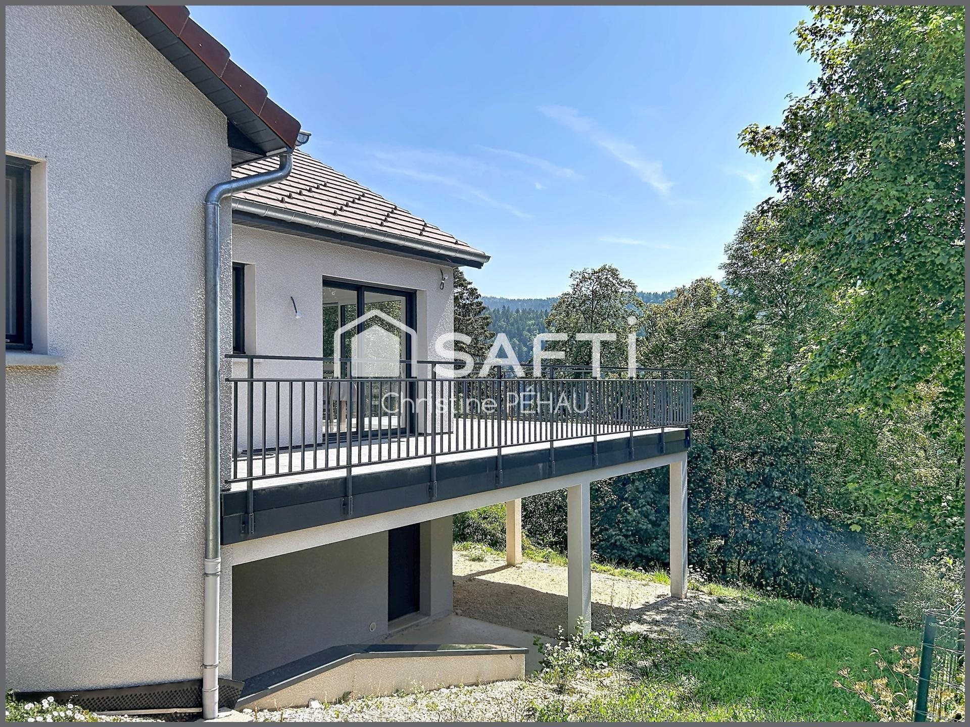 Maison à vendre, 133m², Jougne