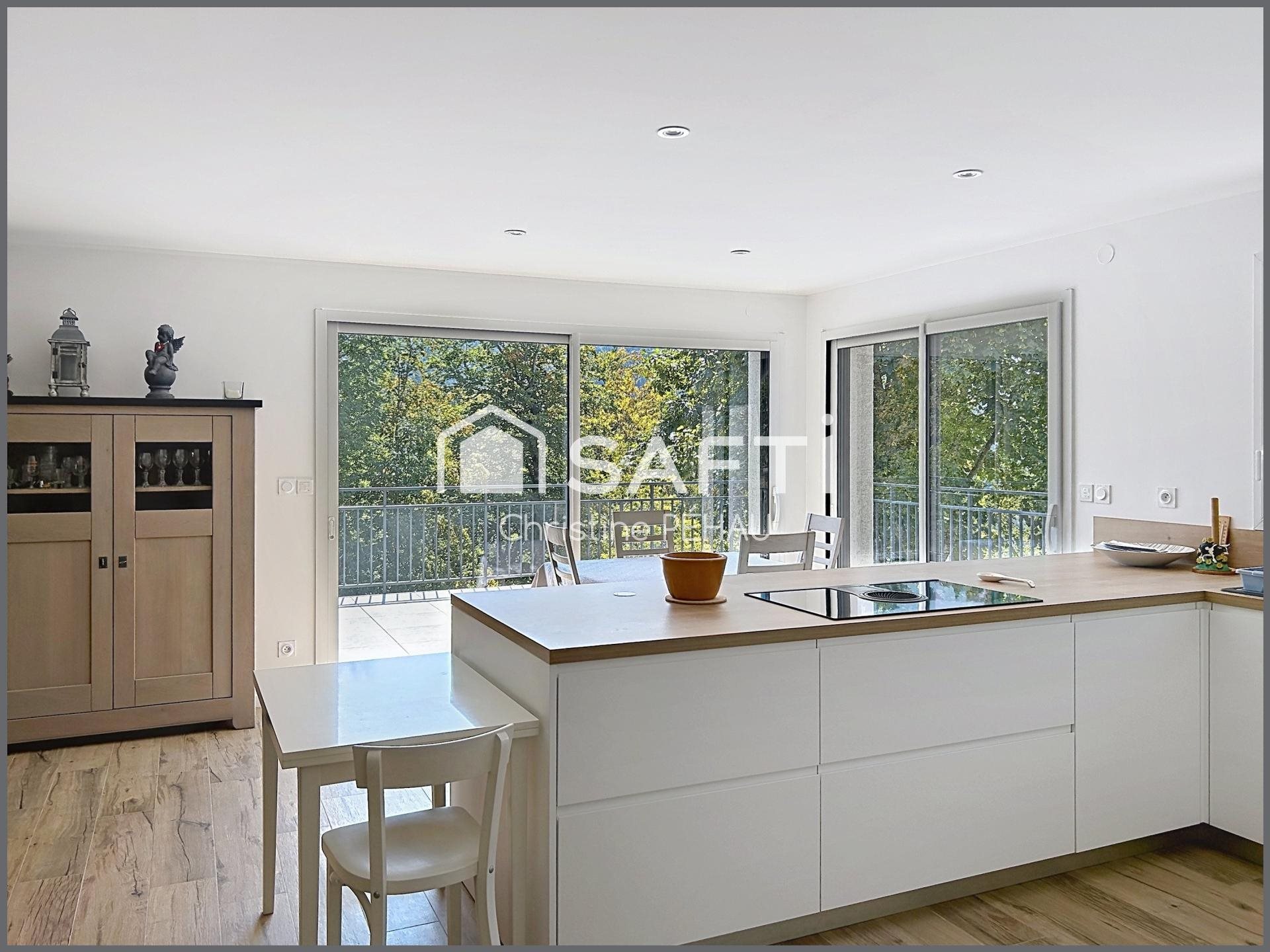Maison à vendre, 133m², Jougne