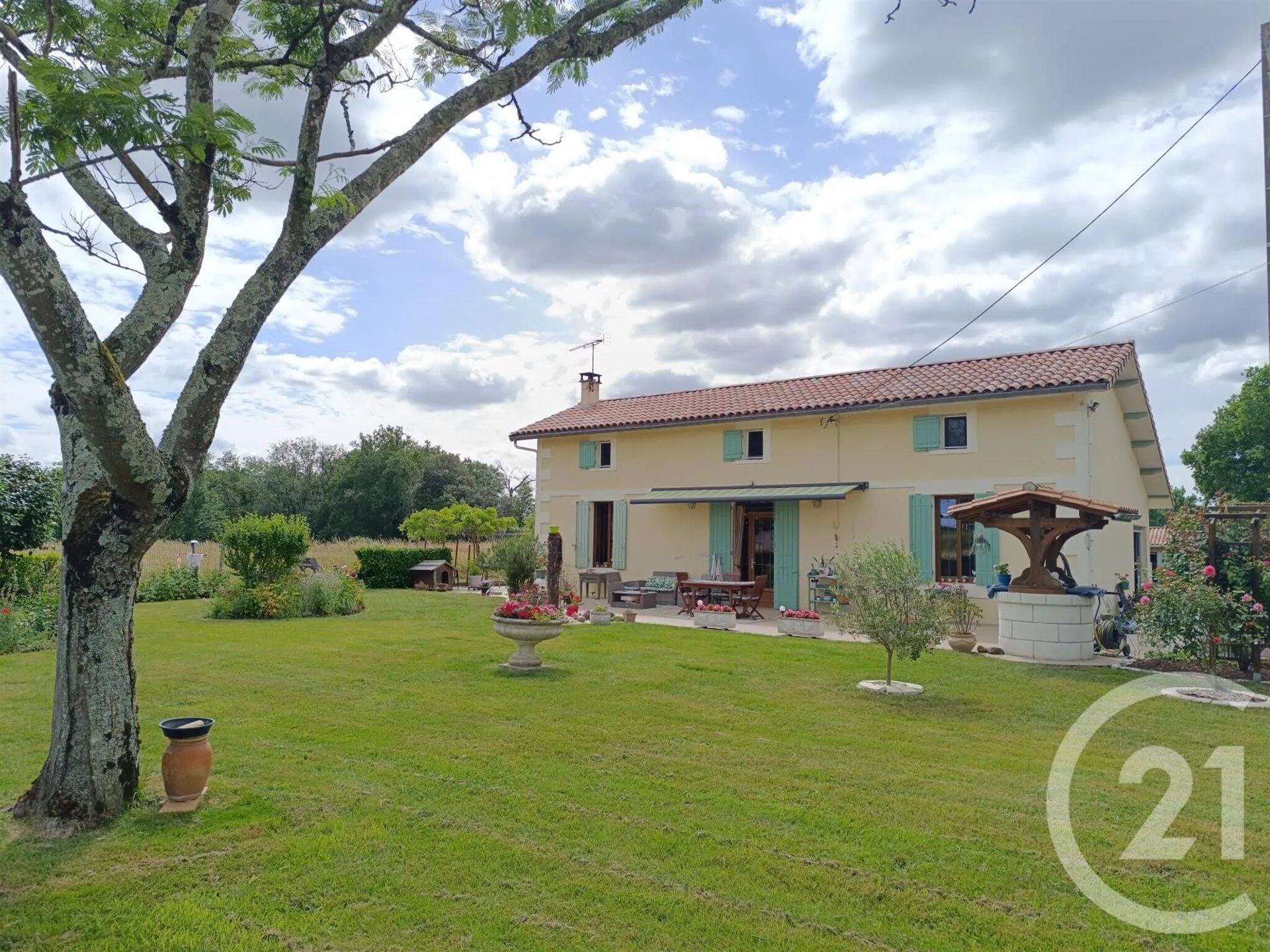 Maison à vendre, 129m², Les Eglisottes-et-Chalaures
