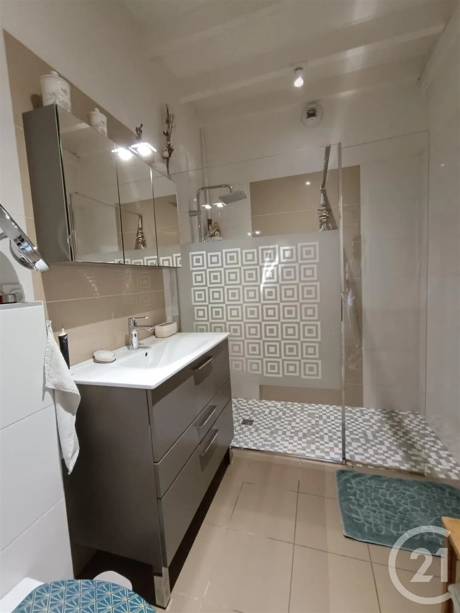 Maison à vendre, 129m², Les Eglisottes-et-Chalaures