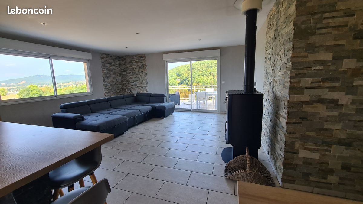 Maison à louer, 102m², Larche