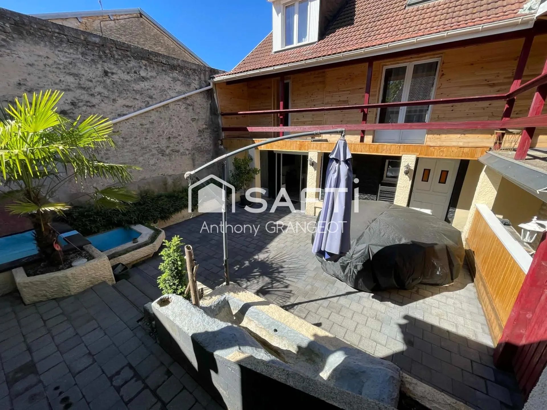 Maison à vendre, 220m², Jussey