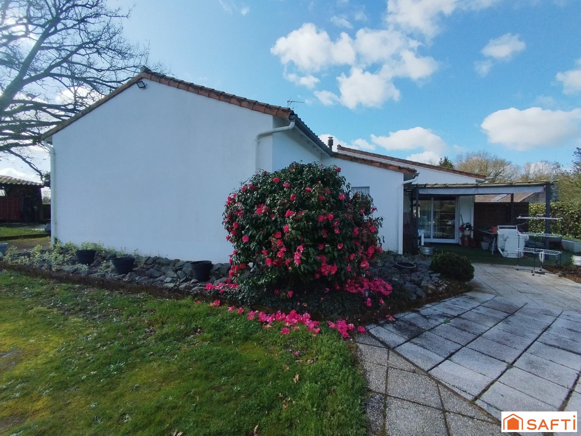 Maison à vendre, 135m², Gourgé