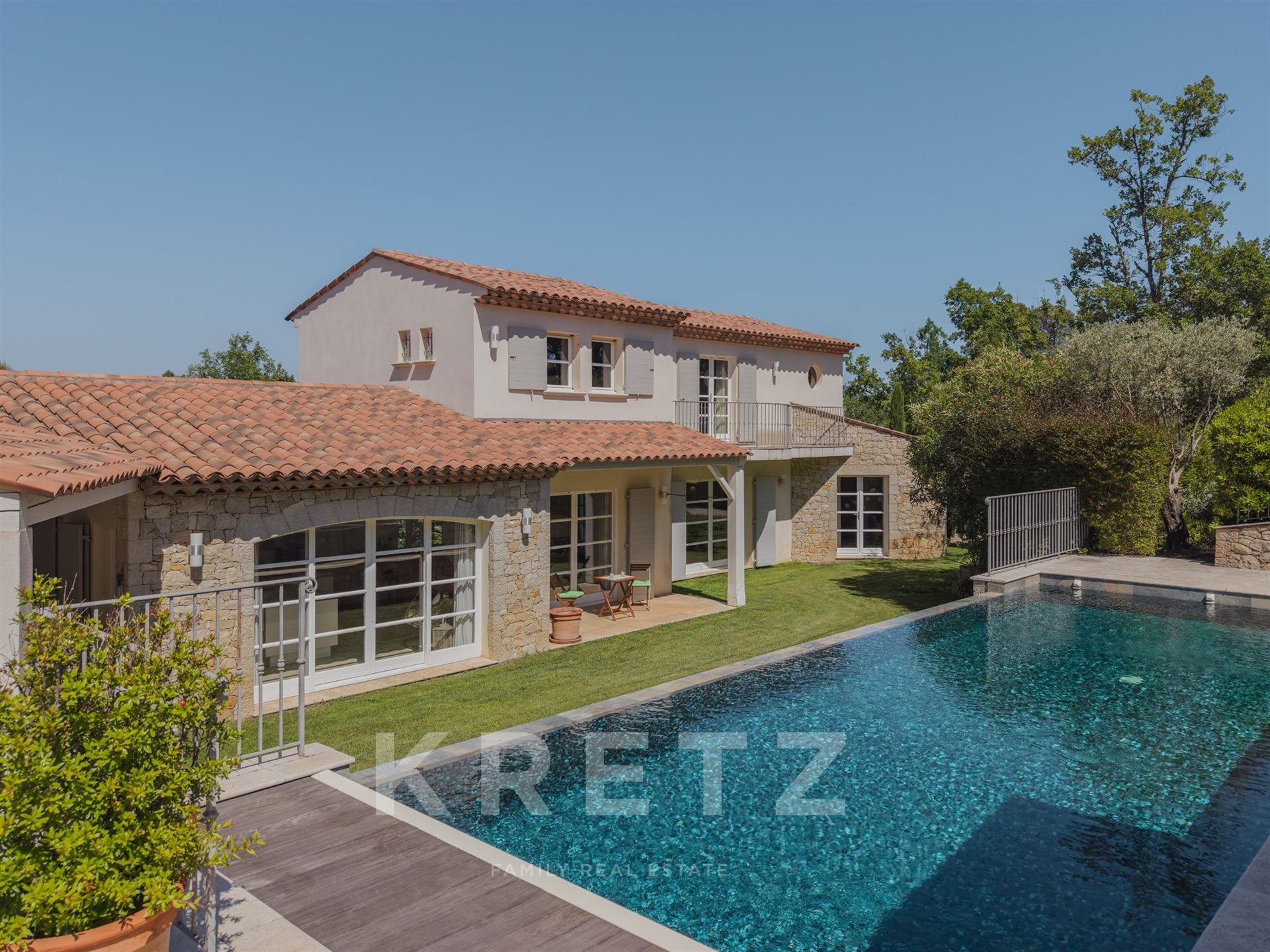 Maison à vendre, 260m², Tourrettes