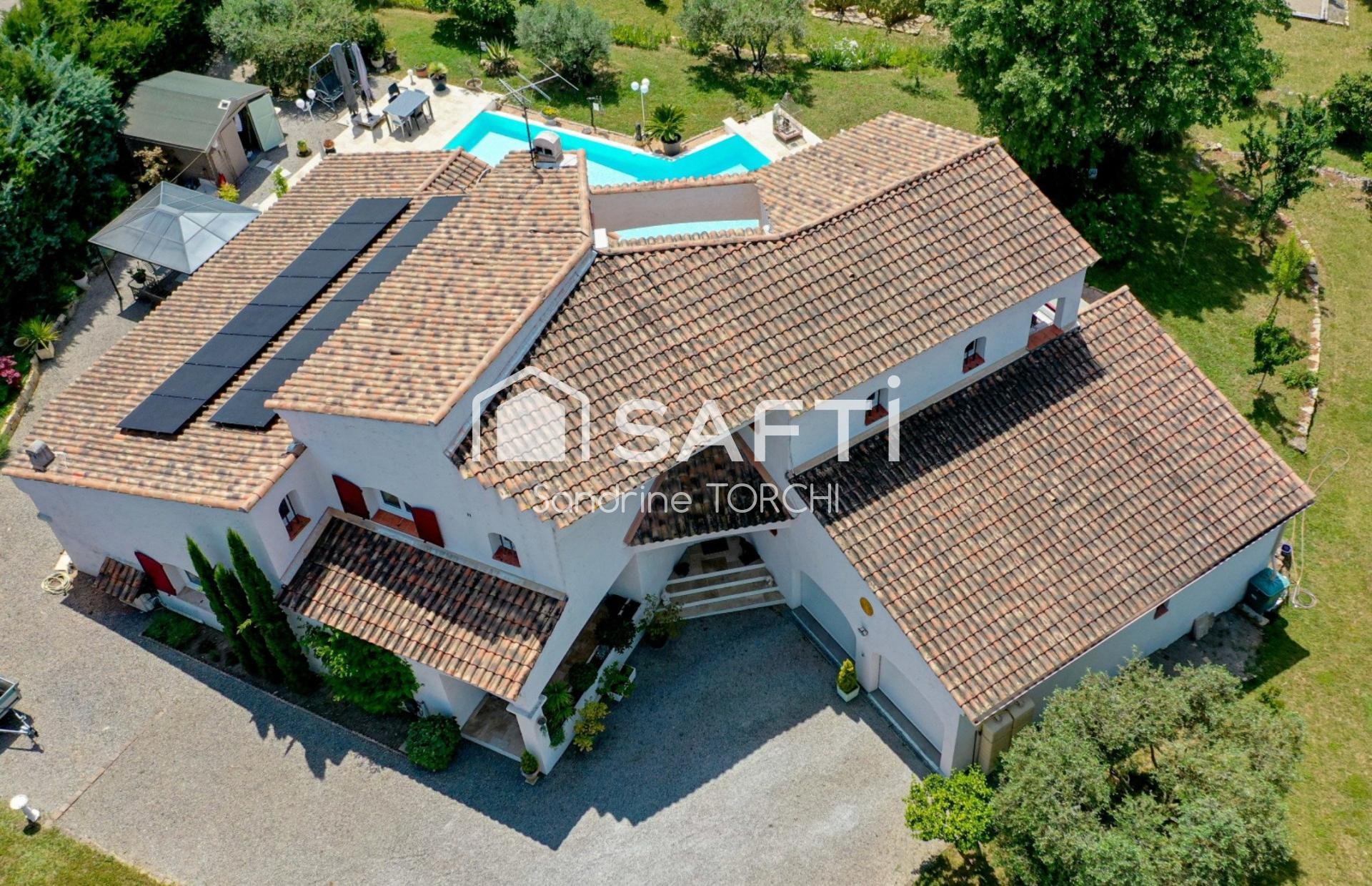 Maison à vendre, 206m², Flayosc