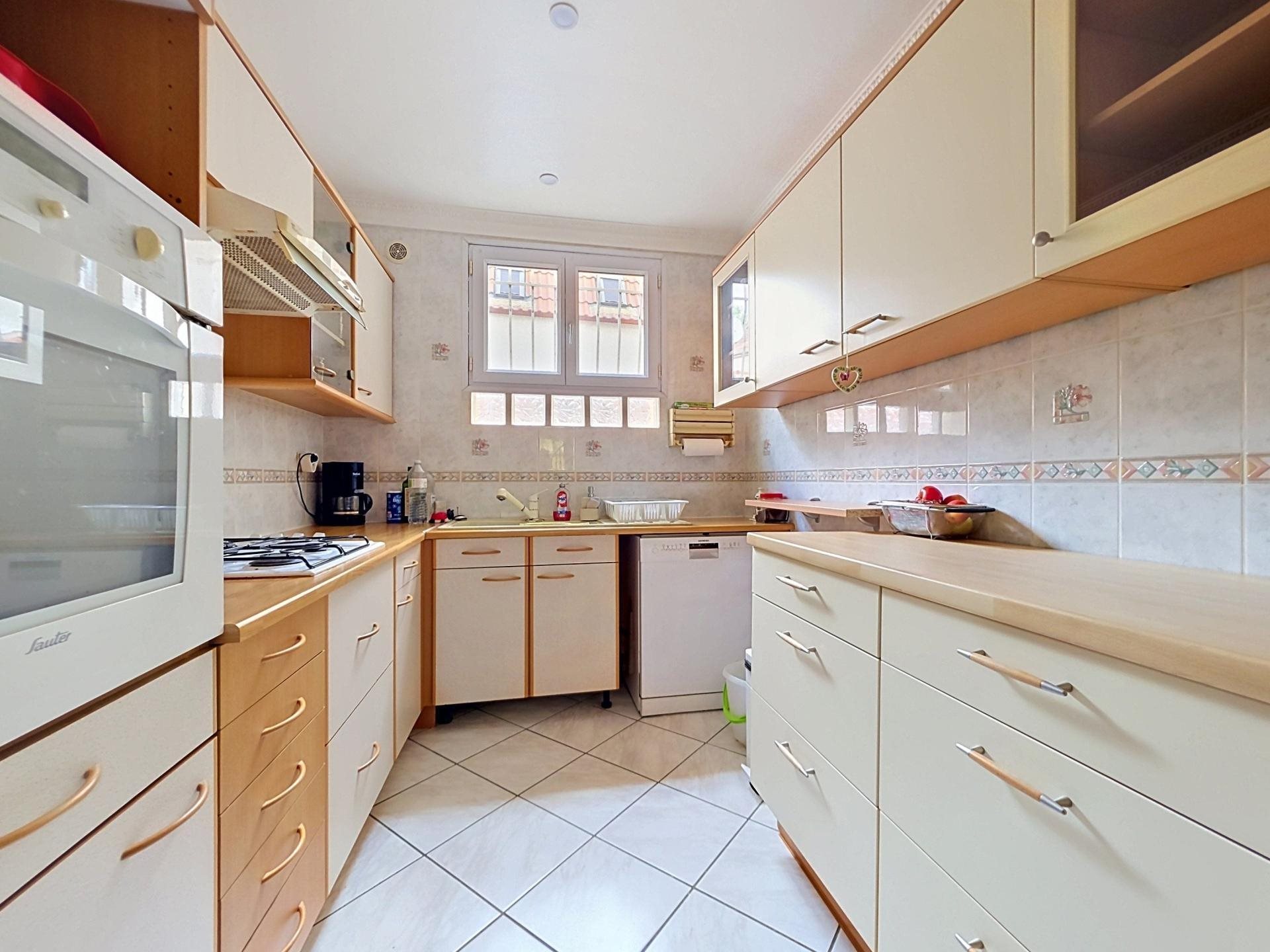 Appartement à vendre, 90m², Romainville
