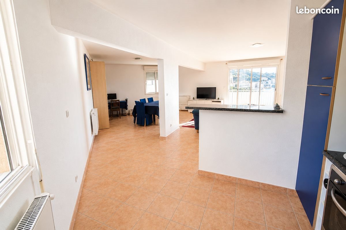 Appartement à vendre, 85m², Bastia