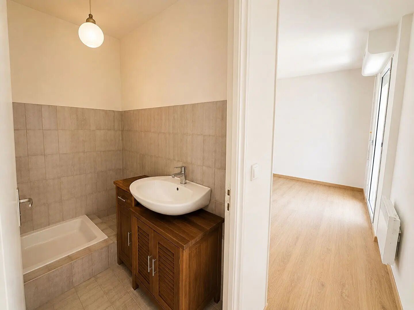 Appartement à louer, 91m², Santa-Maria-di-Lota