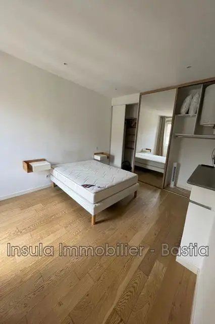Appartement à louer, 53m², Corte
