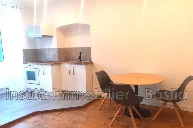 Appartement à louer, 39m², Corte